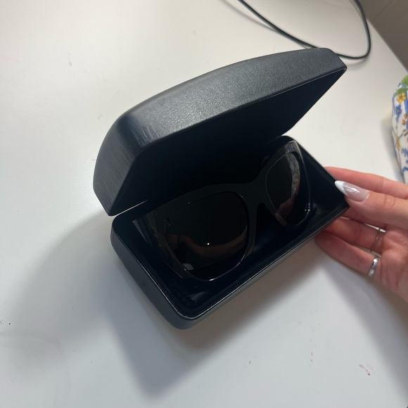 Versace Sunglasses - Picture 8 of 10